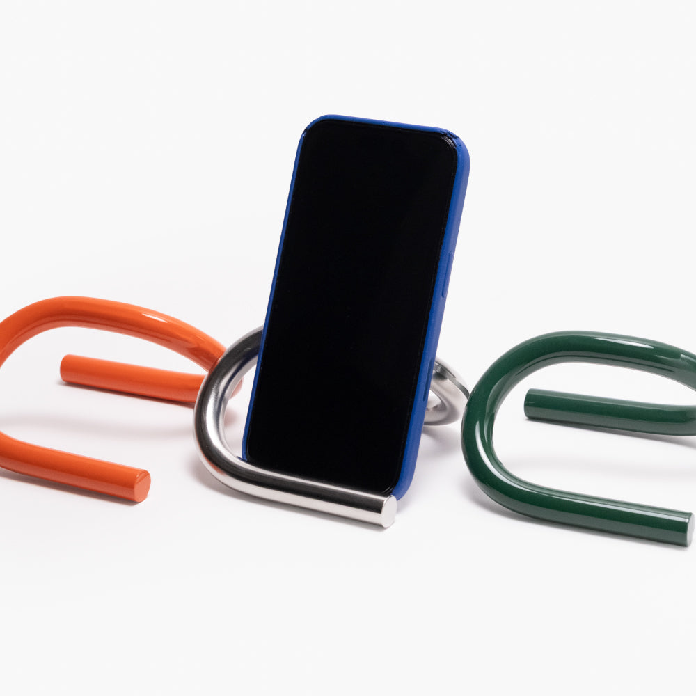 Bold Stainless Steel Smartphone Stand (Round)